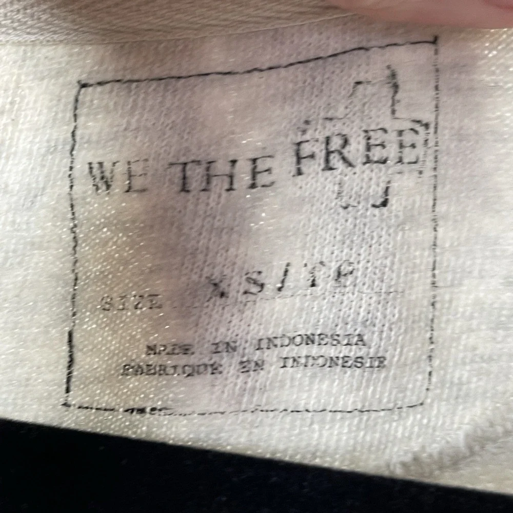 Free People We The Free Ivory V-Neck‎ Raw Hem Sweatshirt With Ruffle Size XS